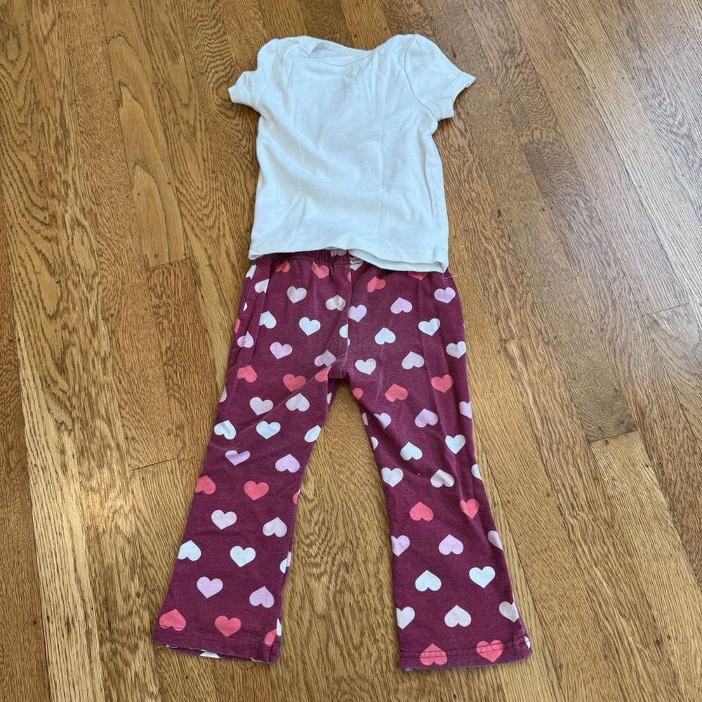 4/$20 Hello Kitty Heart Set for Kids - White and Pink Sz 3T in PLAY condition - Picture 7 of 7